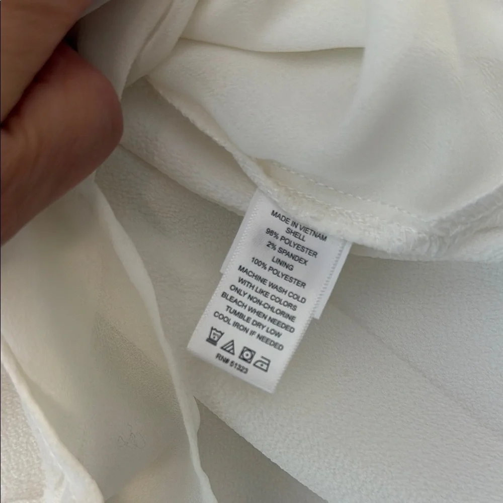 NEW CeCe Pin-Tuck Smocked Cuff Blouse Ruffle Neck Cream - Picture 7 of 7